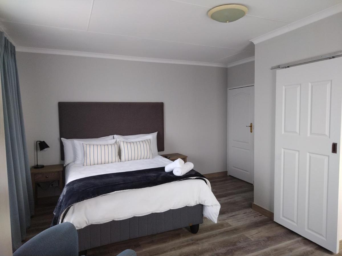 Blue Owl Guest House Mossel Bay Exterior photo